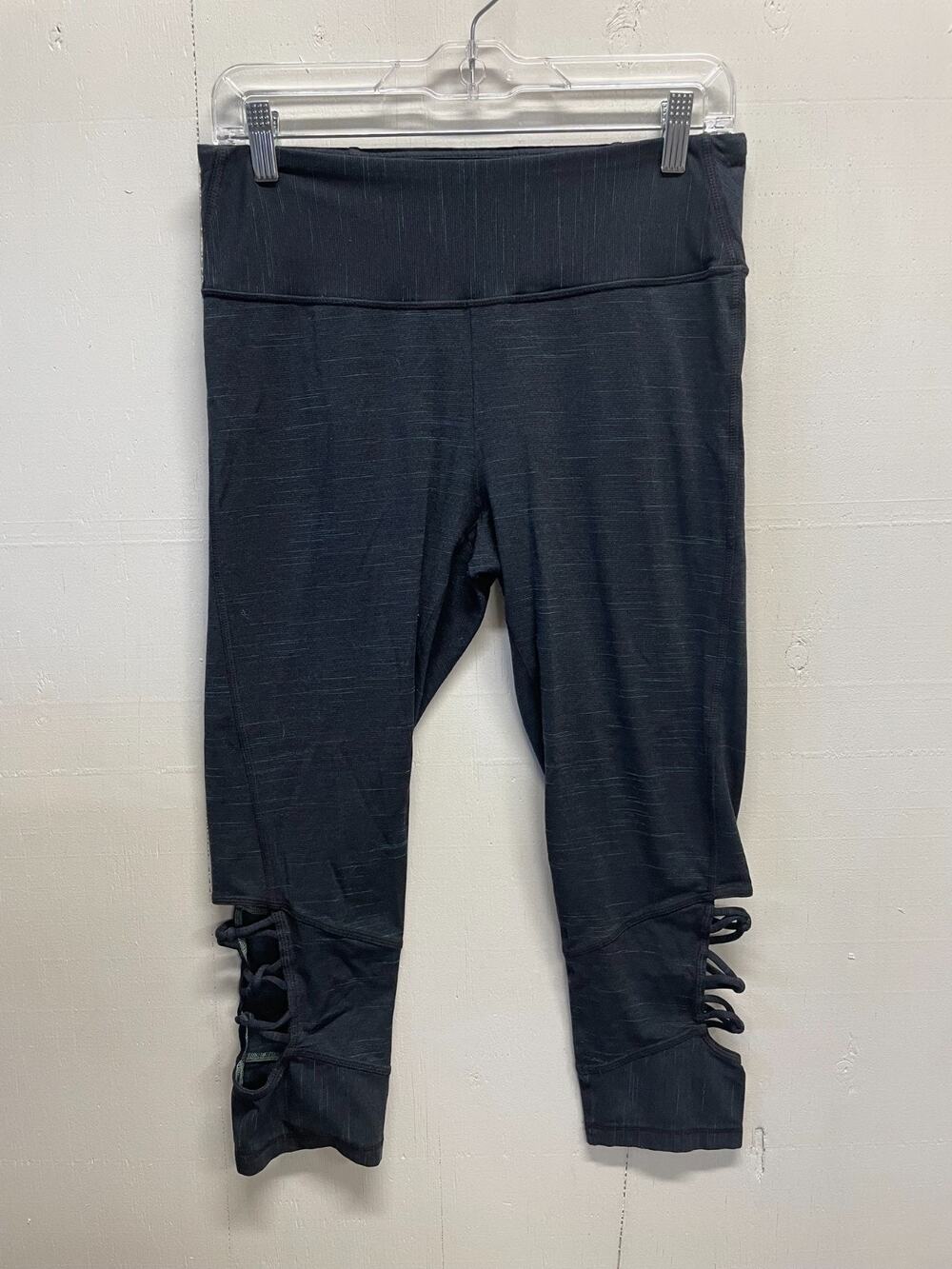 Prana Women's Itzel Capri Leggings with Lattice Cutout Design Size Large Navy